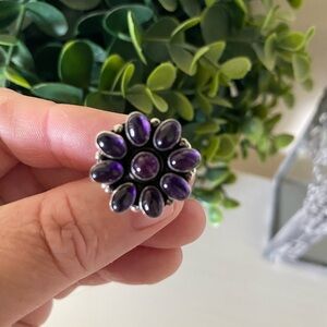 Gorgeous vintage Navajo Purple Amethyst cluster Sterling Silver 925 ring